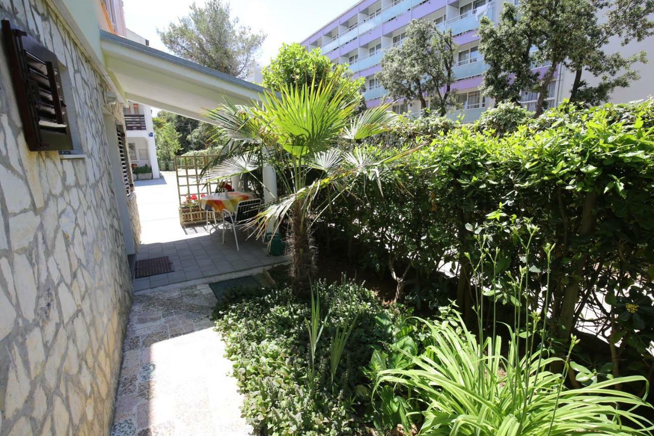 Apartments Paleka Petrčane Exterior foto