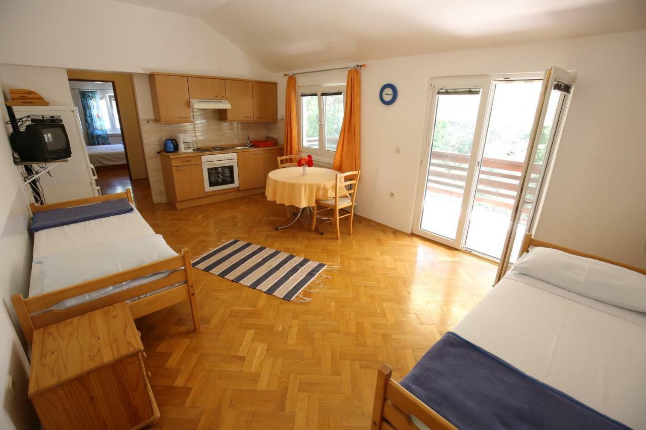 Apartments Paleka Petrčane Exterior foto